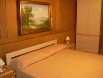 Flora B&B Róma Szálloda