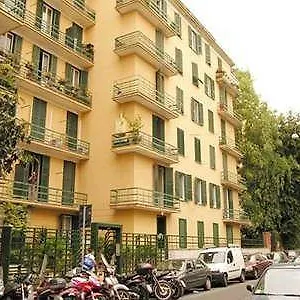 Lucky House ** Roma