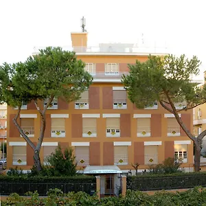 La Casa Di Nazareth ** Rome