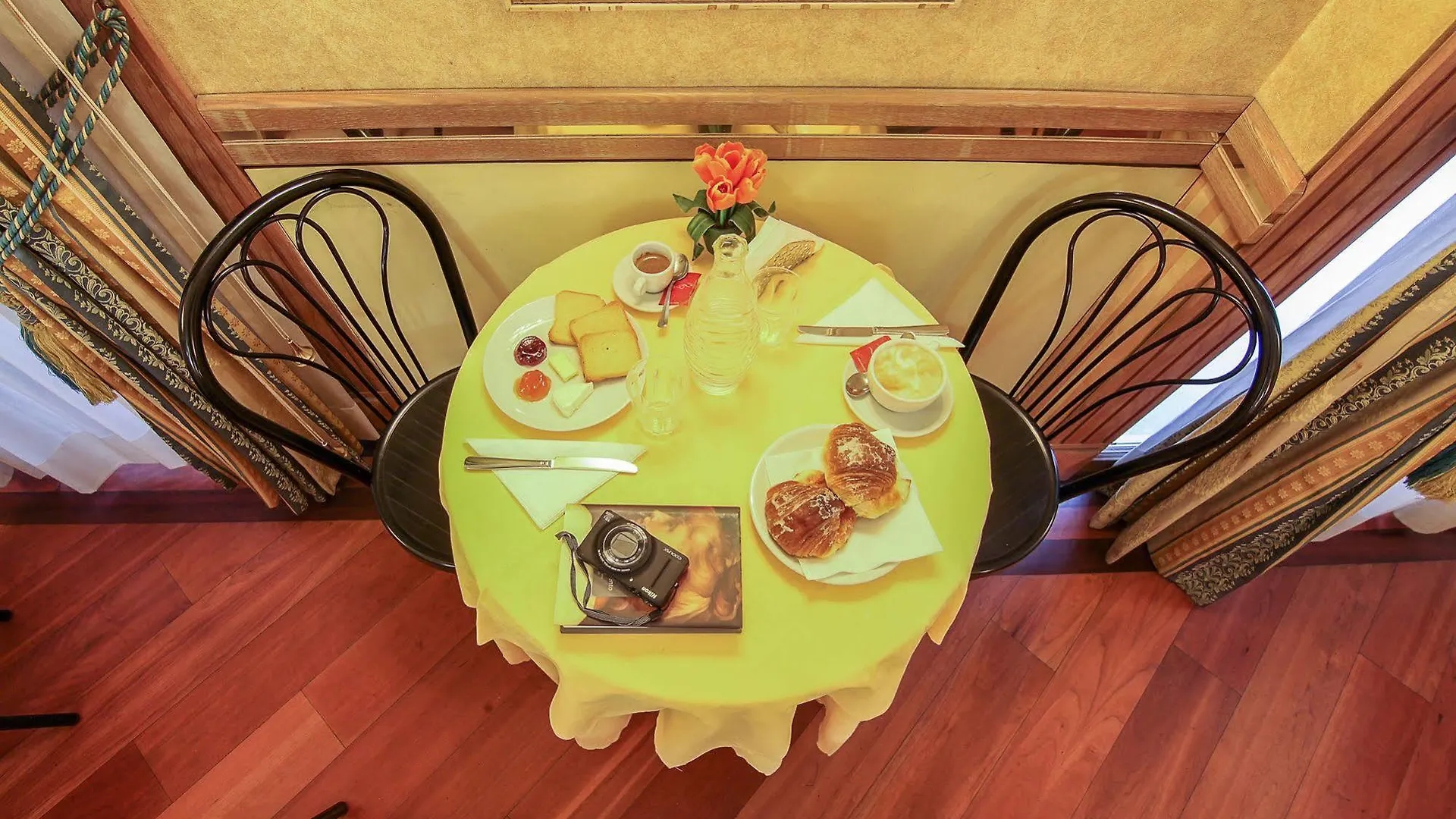 Flora B&B Rome 2*,  Italy